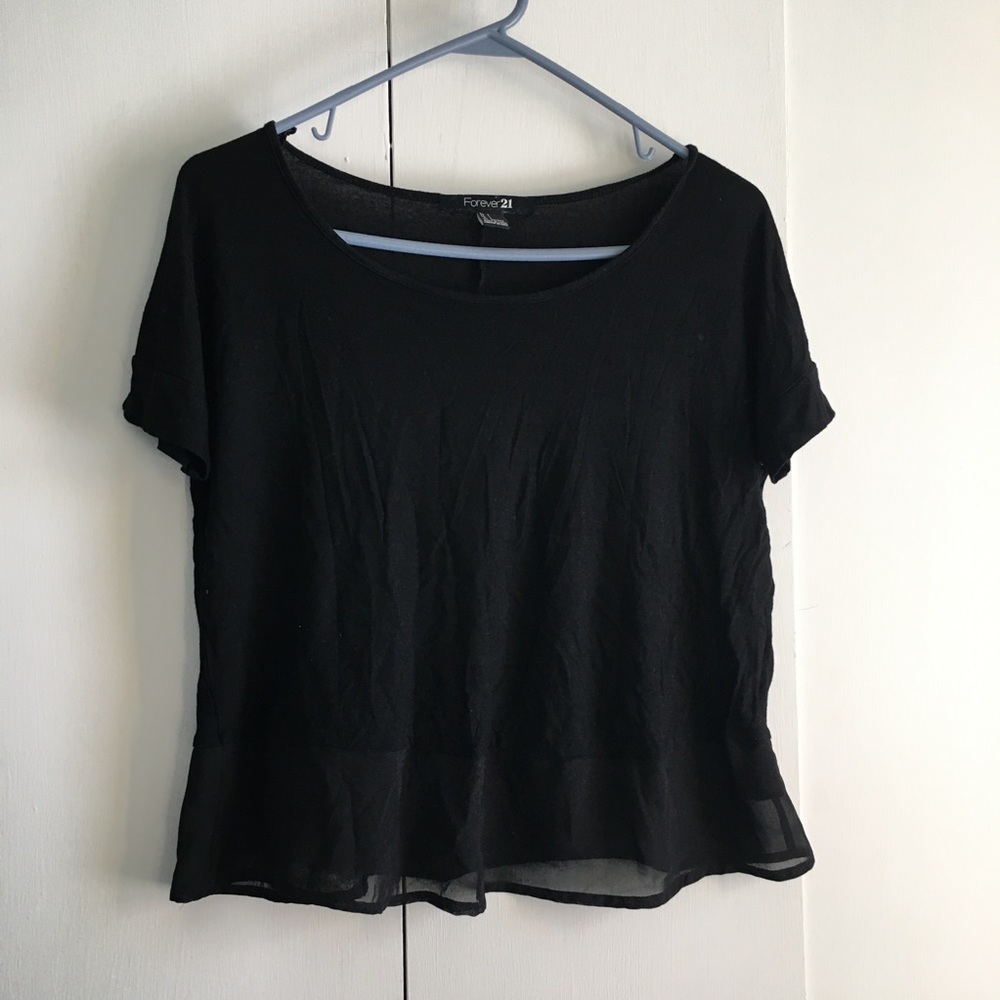 💚 5 for $15! 💚 Cuffed Sleeve Sheer Bottom T-Shirt Blouse